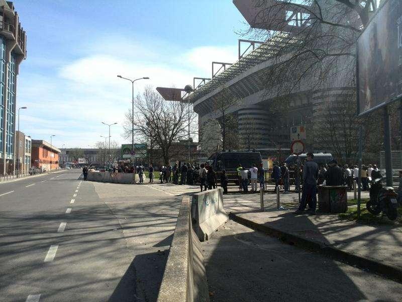 San Siro, botta e risposta tra Regione e Comune