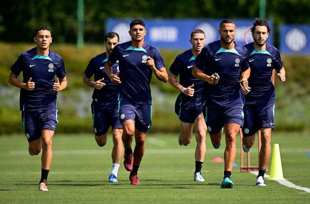 VIDEO - Secondo giorno di ritiro per l'Inter: la giornata nerazzurra in 60 secondi
