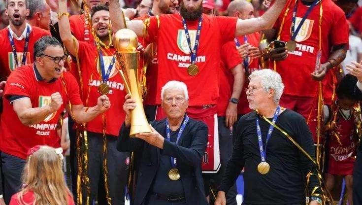 Armani: "Messina ha grande etica del lavoro come Pioli e Inzaghi. San Siro? Guardo avanti senza passatismi" 