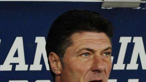 Simoni: "Mazzarri, torneo duro. Per lui un consiglio"