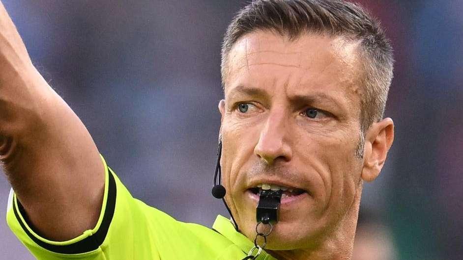 Roma-Inter, la moviola - Cartellini, Massa cambia metro a gara in corso. Manca il secondo giallo a NDicka