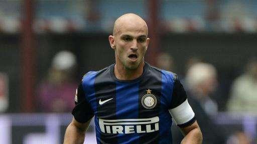 Strama apre: "Cambiasso difensore, bene perché..."