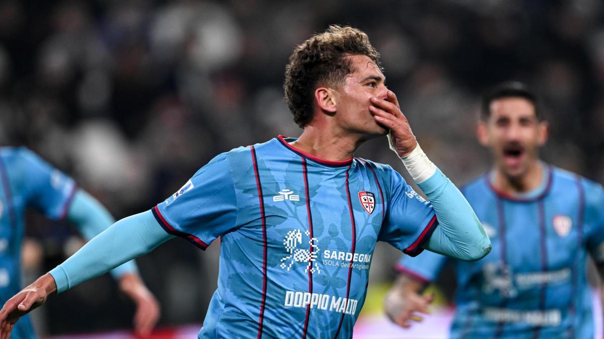 Sebastiano Esposito saluta Cagliari: nuova avventura al Sassuolo