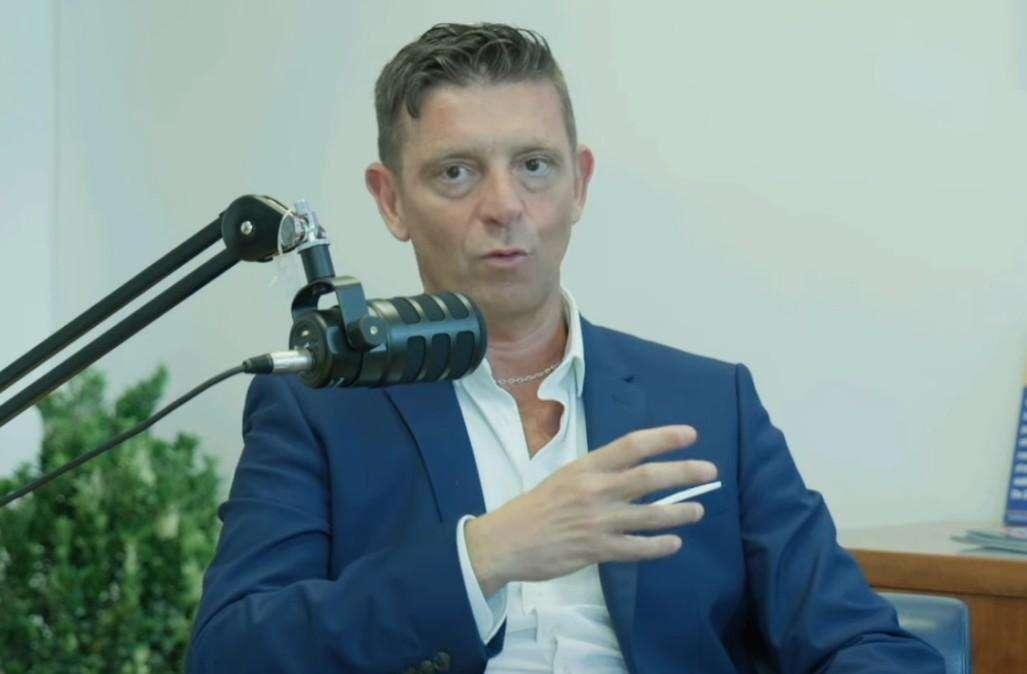 Rocchi: "Ora gli arbitri spiegheranno le decisioni VAR. Parlare dopo le gare? Se ci date l'MVP..."