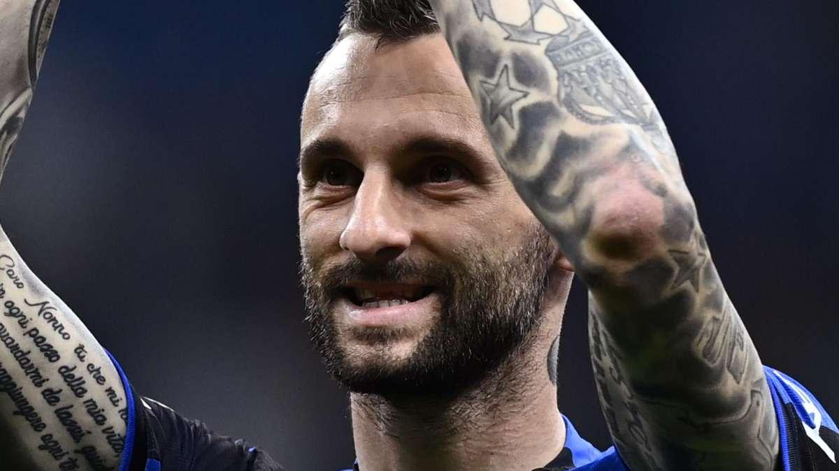 Futuro ancora in ballo per Brozovic che provoca: "Qualcosa sta per accadere. Rimanete sintonizzati"