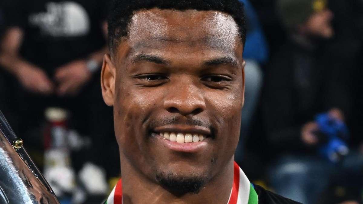 Dumfries compie 28 anni, l'Inter: "Grinta, corsa e sacrificio. Auguri da tutta la famiglia nerazzurra"