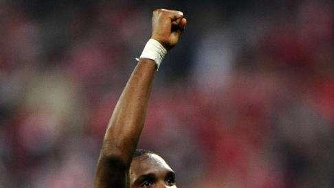 Ecco a voi Eto'o: splendido gesto di beneficenza!