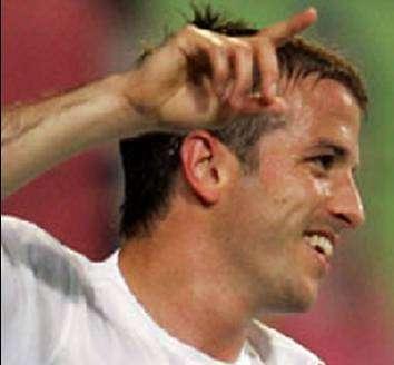 Van der Vaart saluta il Real Madrid: "Tra i miei sogni c'è anche l'Italia"