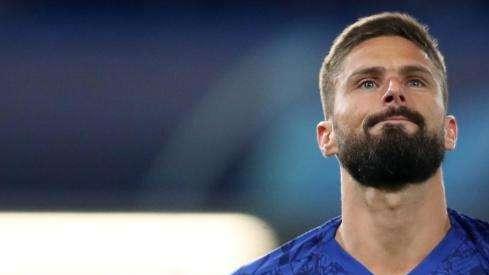 The Sun - Inter pronta a salvare Giroud dal suo inferno a Londra. E il Chelsea dà una mano