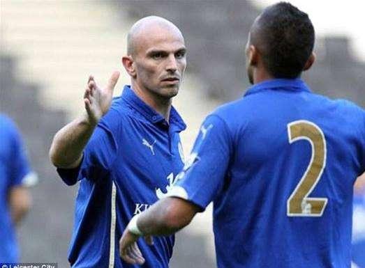 Cambiasso, prima rete al Leicester con l'MK Dons