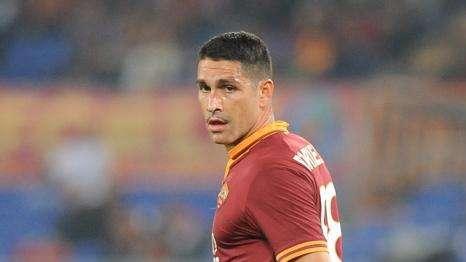 Inter, sfuma Borriello: ecco il saluto ai romanisti