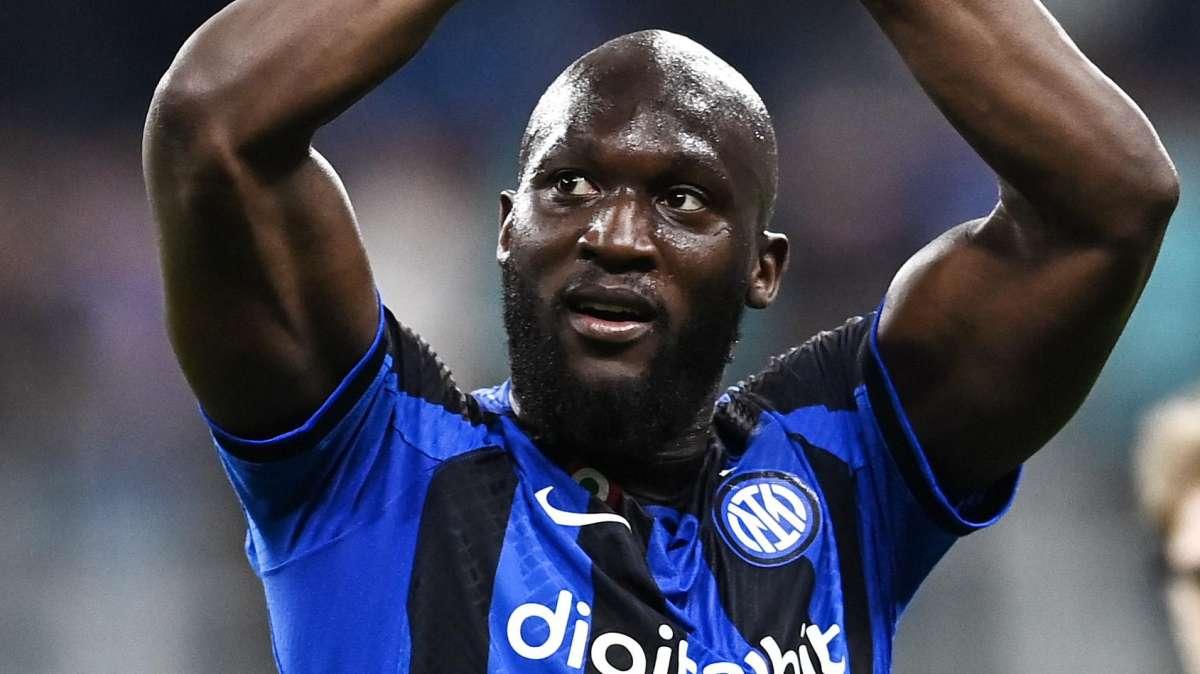 GdS - Lukaku vuole l'Inter: smentite le voci sulla Juventus, accantonata la pista Morata. Il club nerazzurro dovrà...