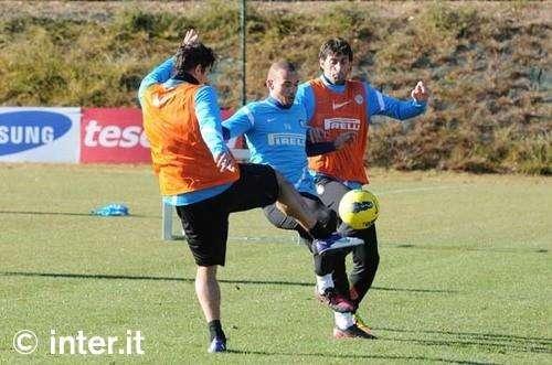 Sneijder in parte con il gruppo. Specifico per Motta