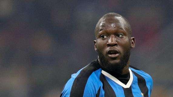 Lukaku risponde ai fan: "Preoccupato di non essere primo in classifica? Mancano ancora 13 giornate"