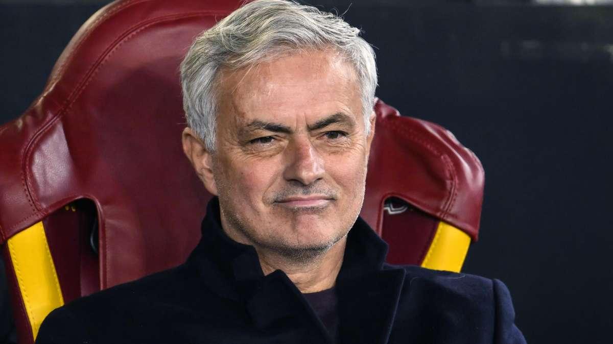Mourinho: "Juve? Sappiamo cosa aspettarci, gioca una volta a settimana ed è più riposata. Sta lì a giocarsi lo scudetto"
