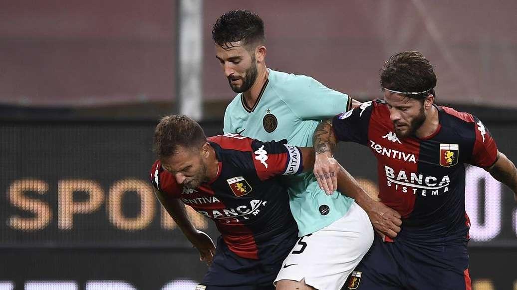 Stop forzato per Gagliardini: ammonito, salterà il Napoli per squalifica