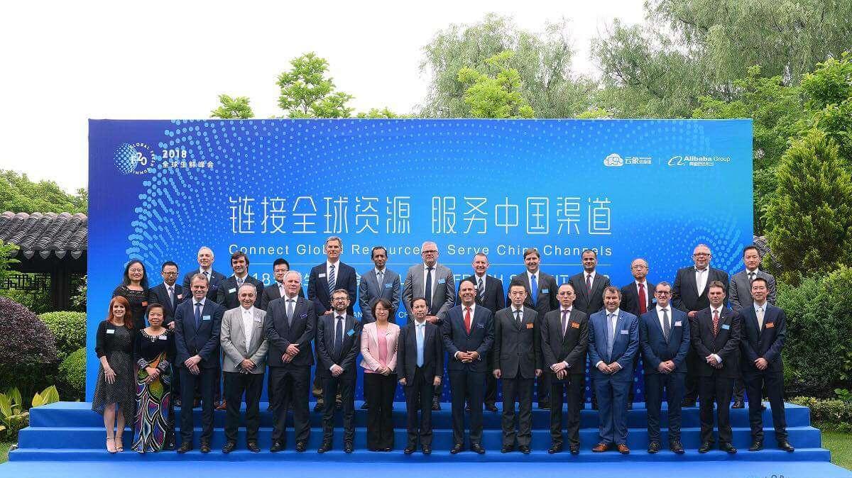Win Chain fa capolino durante la conferenza di Vrsaljko. Nuovo sponsor dalla Cina?