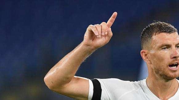 GdS - La Roma mette in vendita Dzeko e spera nell'Inter: Milik al suo posto. Già note le cifre