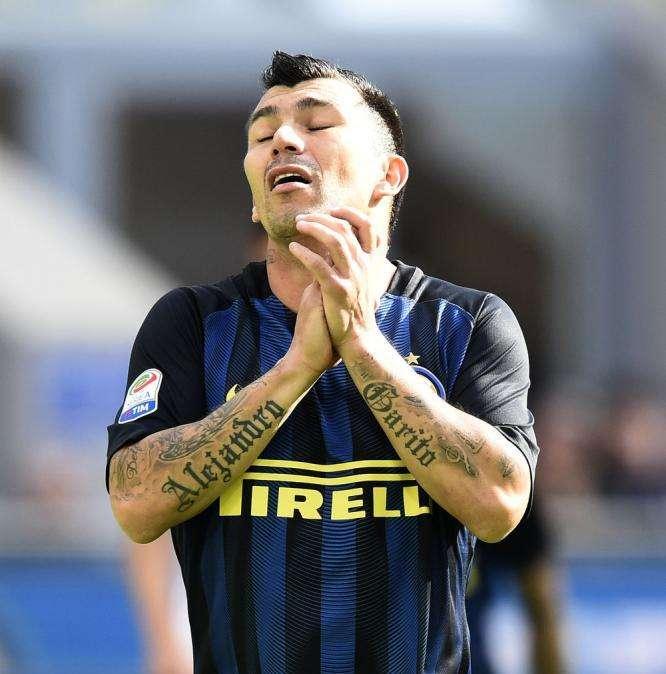 Un mastino per Sinisa: Medel nel mirino del Bologna