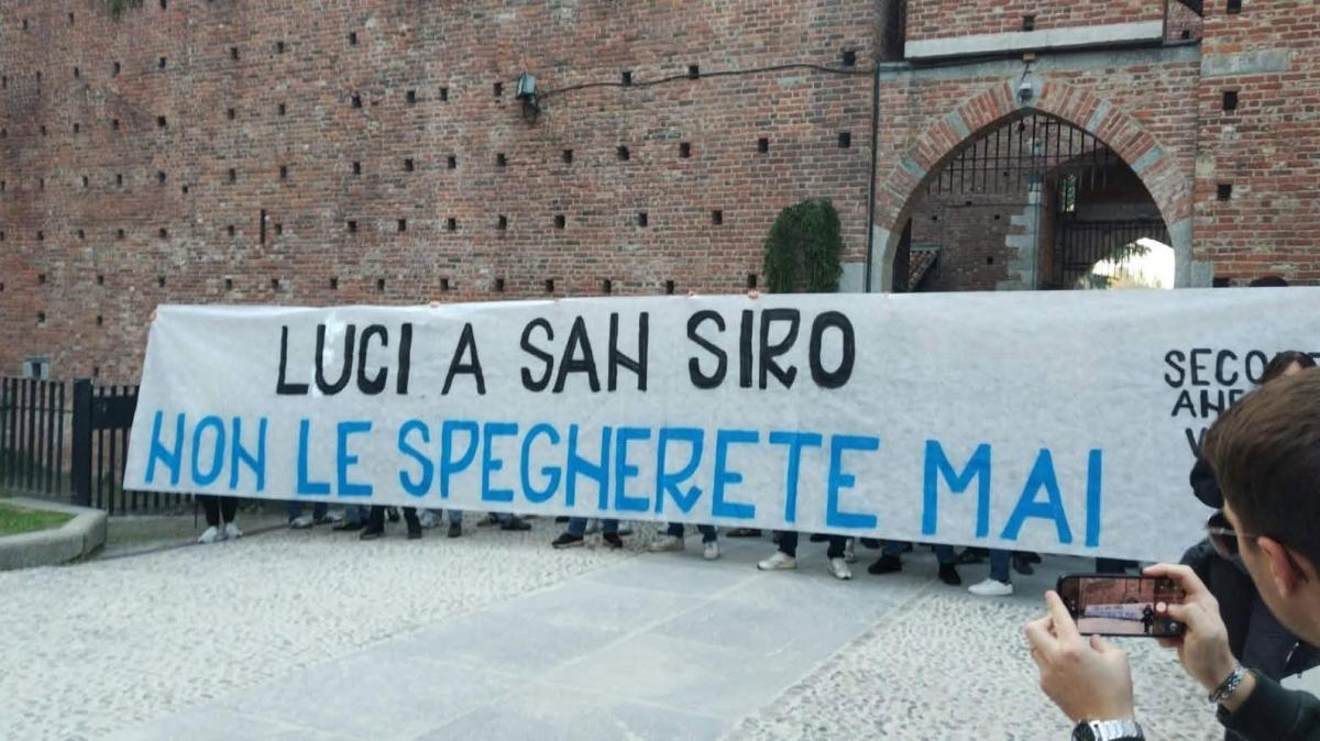FOTO - Nuovo stadio, il Secondo Anello Verde: "Luci a San Siro non le spegnerete mai"