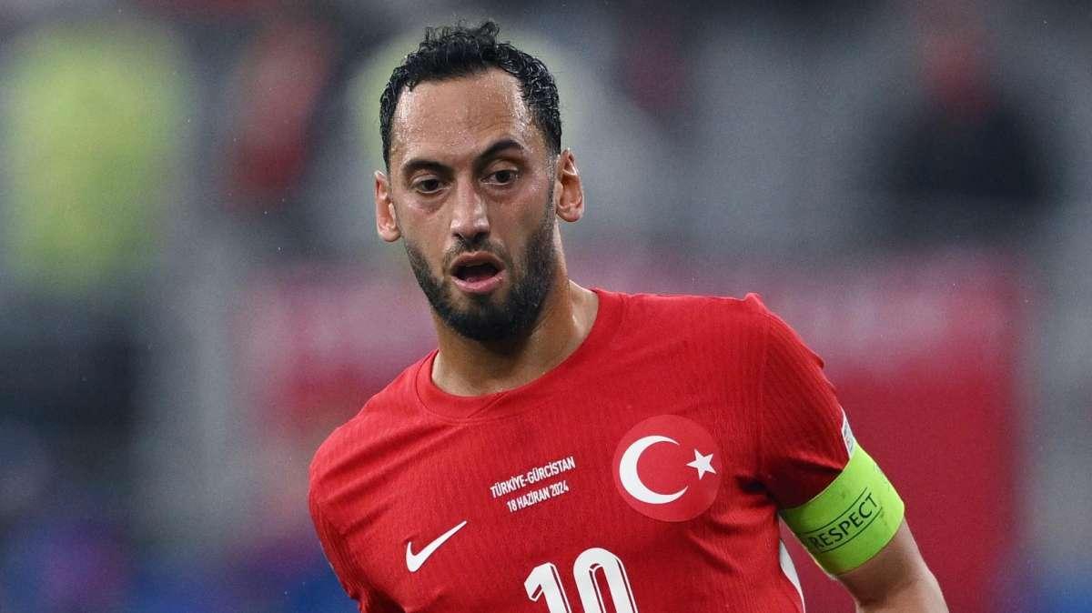 Turchia, poker alla Macedonia del Nord: brevissimo cammeo per Calhanoglu