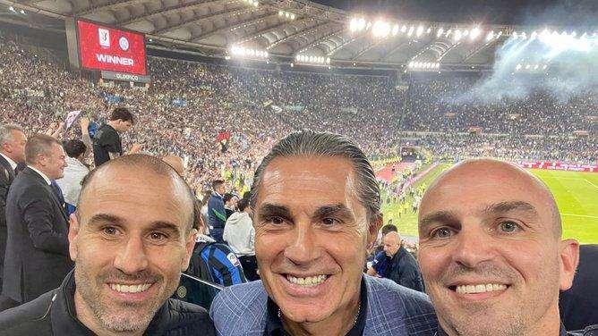Scariolo scherza con Palacio e Cambiasso: "Questi due sanno più di basket di me, ma sull'Inter ce la giochiamo"