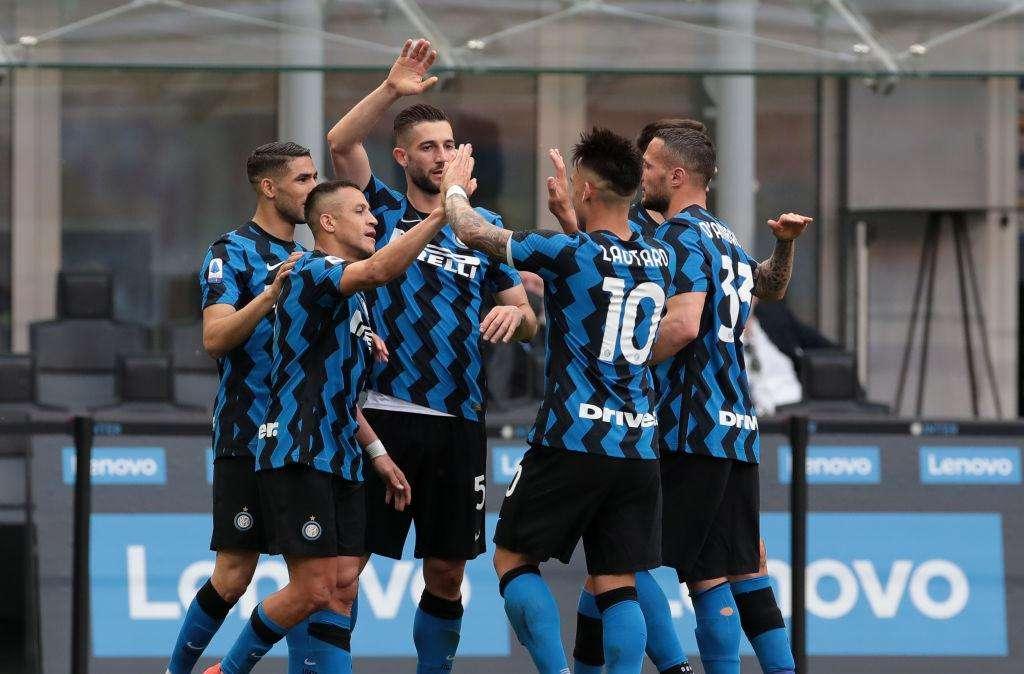 L'Angolo Tattico - Il match è 'aperto', dominato dalle idee nerazzurre. Sanchez lega, quinti e mezzali attaccano