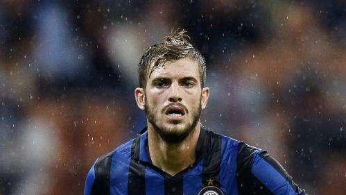 L'agente di Santon: "Tante offerte, ma resta all'Inter"
