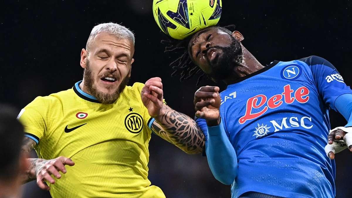 Napoli-Inter - Gli azzurri sfruttano l'uomo in più, Anguissa l'arma segreta. Inzaghi rinuncia tardi al piano partita