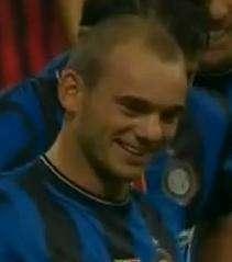 Wesley Sneijder, emozioni da debutto: "Il clima di San Siro è incredibile"