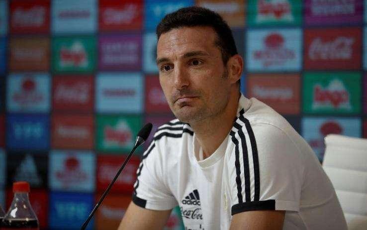 Argentina, Scaloni: "Formazione? Aspetteremo fino a domani"