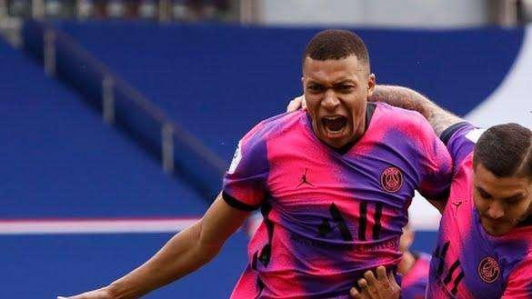 Decide Icardi al 96esimo: il Psg acciuffa per i capelli la vittoria con il Saint-Etienne