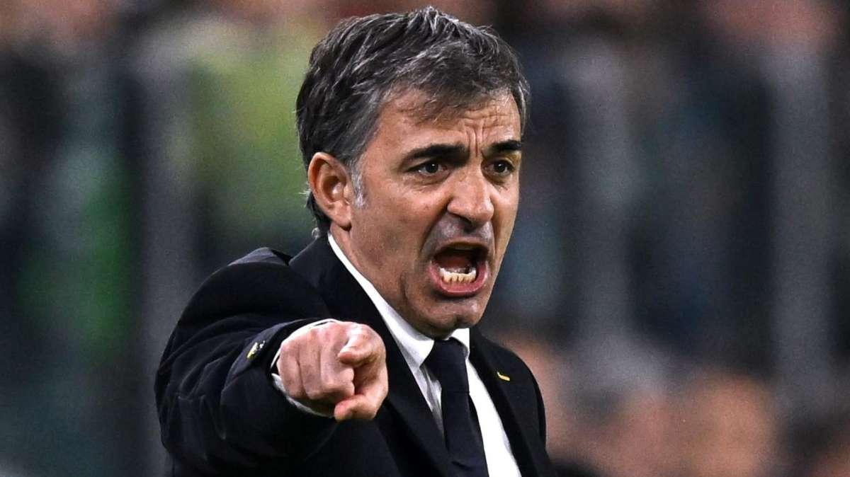 Qui Parma - Prosegue la preparazione verso l'Inter: esercitazioni tattiche e palle inattive a Collecchio 