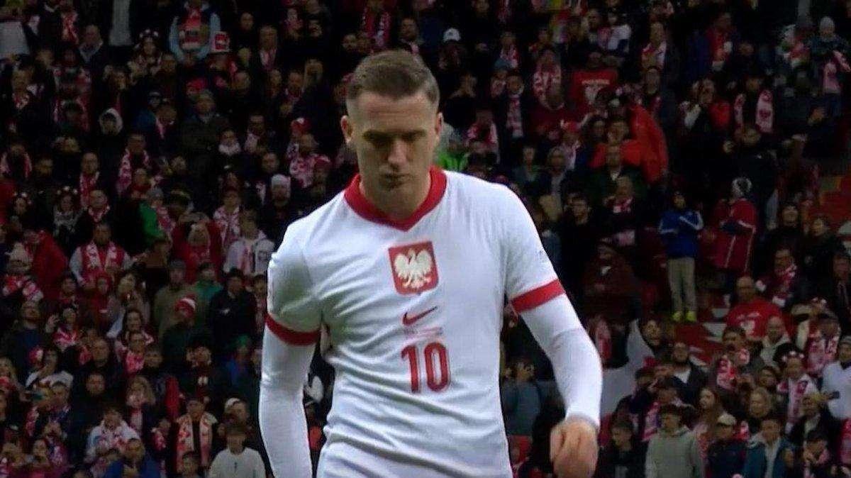 Polonia, Probierz rassicura l'Inter: "Per Zielinski infortunio leggero. Sostituito per non correre rischi"