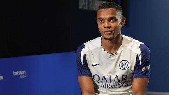 CdS - Chivu non perde tempo: il muro Akanji subito titolare. Qualche dubbio in mediana 