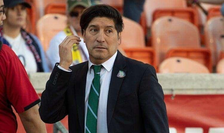 Zamorano: "Mi sarebbe piaciuto giocare con Gary Medel e Alexis Sanchez"