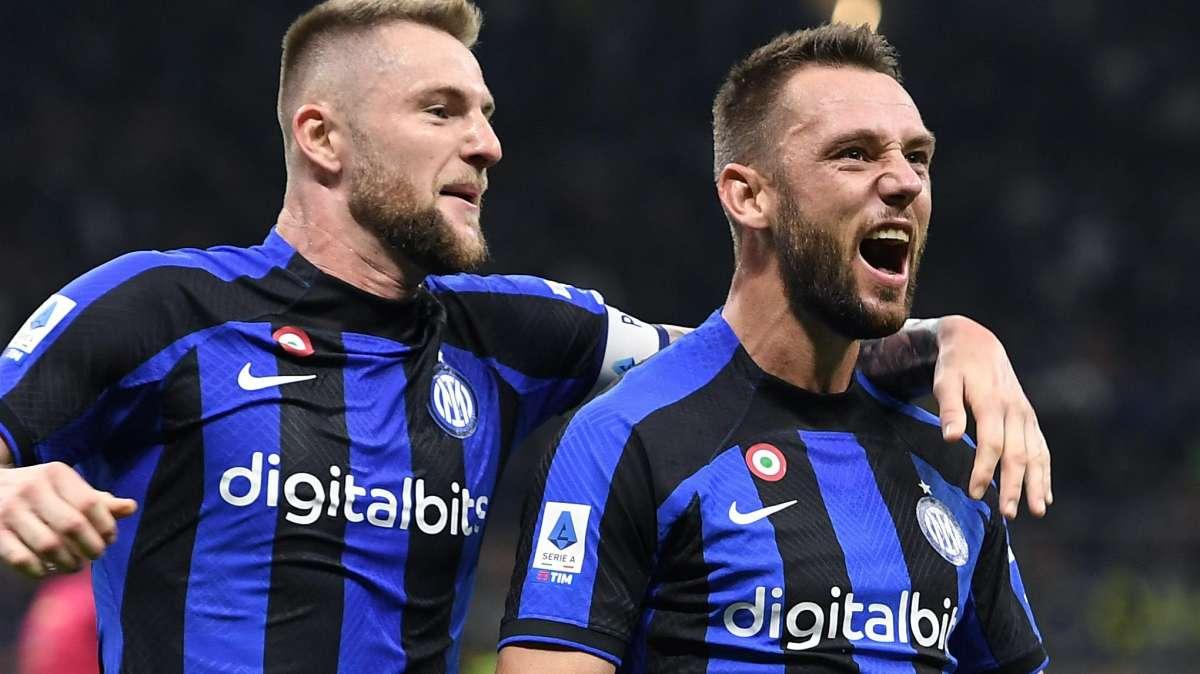 Inter, una difesa da rinnovare: cinque giocatori a scadenza e anche Bastoni deve firmare. Il punto, caso per caso
