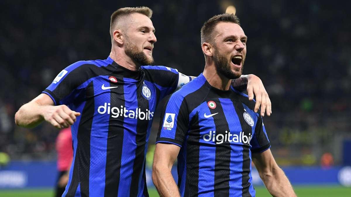 Sky - Juve-Inter, Bastoni verso la panchina: De Vrij e Acerbi con Skriniar. Le ultime