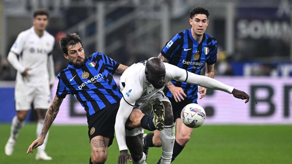 GdS - Napoli col calendario soft, ora la pressione è tutta sull'Inter. Inzaghi e Conte mai avversari in gare secche