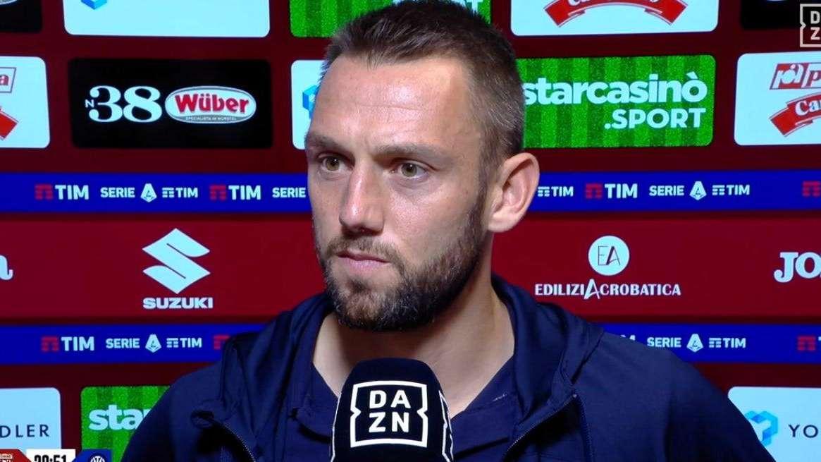 De Vrij a DAZN: "Continuare con l'Inter? C'è questa possibilità, dopo la finale parleremo"
