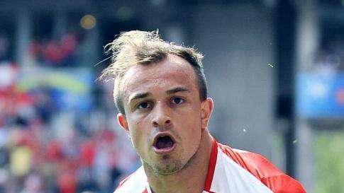 Roma su Shaqiri, Hughes: "Vogliamo resti con noi"