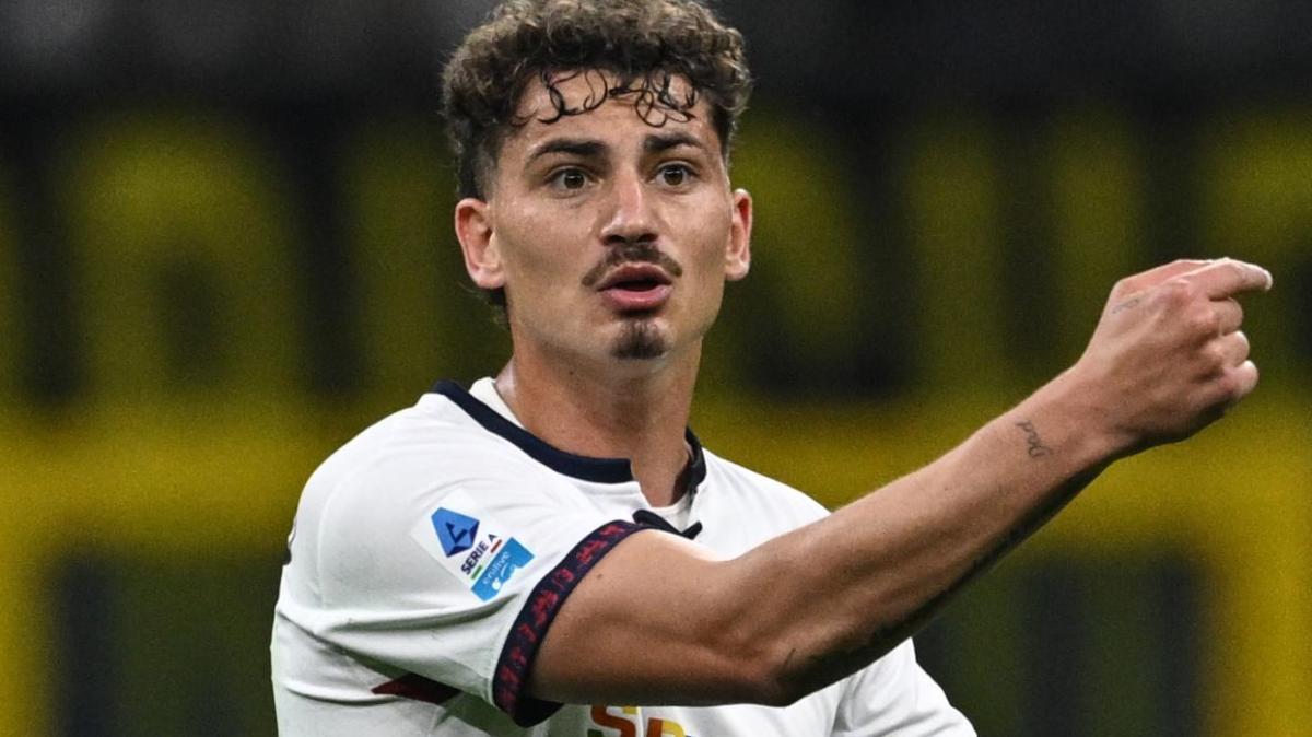Esposito-Cagliari, ferri cortissimi: il club chiede la visita medica