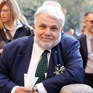Lutto nel mondo del giornalismo sportivo, si è spento Roberto Perrone: aveva 65 anni