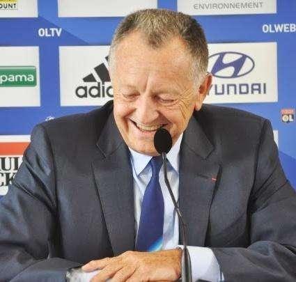 Inter, 20 milioni per Fekir? Aulas se la ride su Twitter
