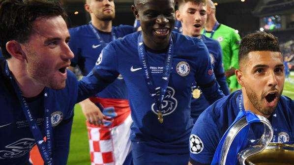 GdS - Anche il Napoli su Emerson Palmieri: Spalletti lo ha già avuto, costa 8-10 mln
