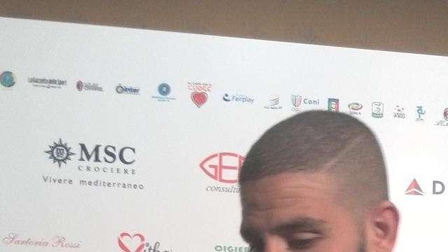 Rai - Viaggio a Londra di ET, sondaggio per Taarabt
