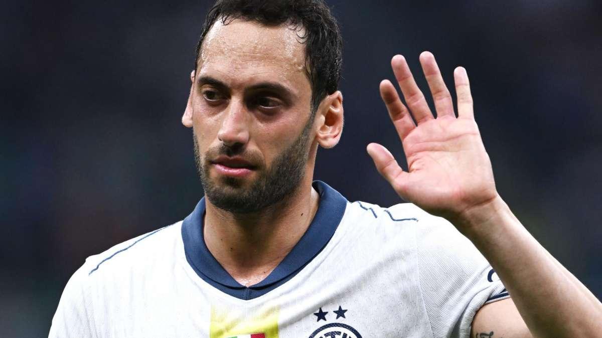Dalla Turchia - Inter-Fenerbahce, affare Calhanoglu nel vivo: prevista una videochiamata tra Koç e Marotta