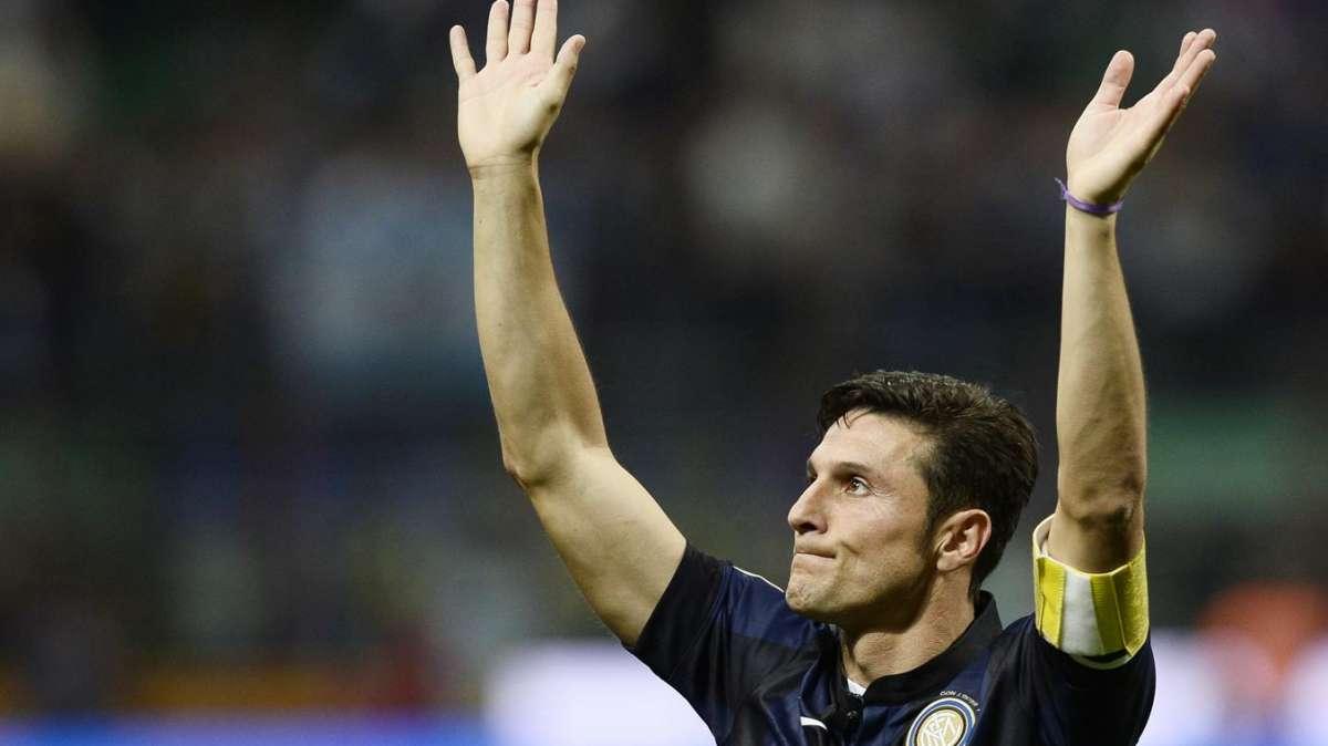 R. Madrid Leyendas-Inter Forever 2-2. Bernabeu in piedi per Javier Zanetti