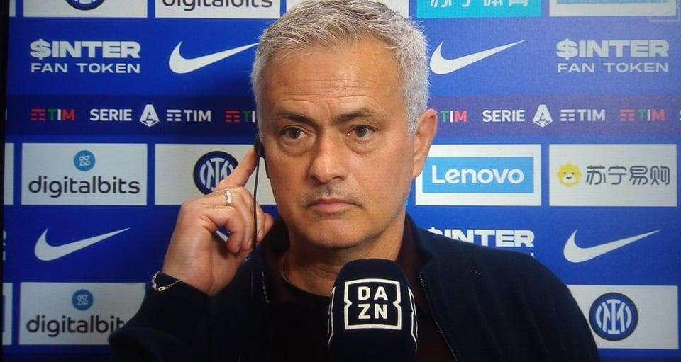 Mourinho a DAZN: "Amo l'Inter e l'Inter ama me. Ora lo posso dire: spero che vinca il campionato, è la più forte"