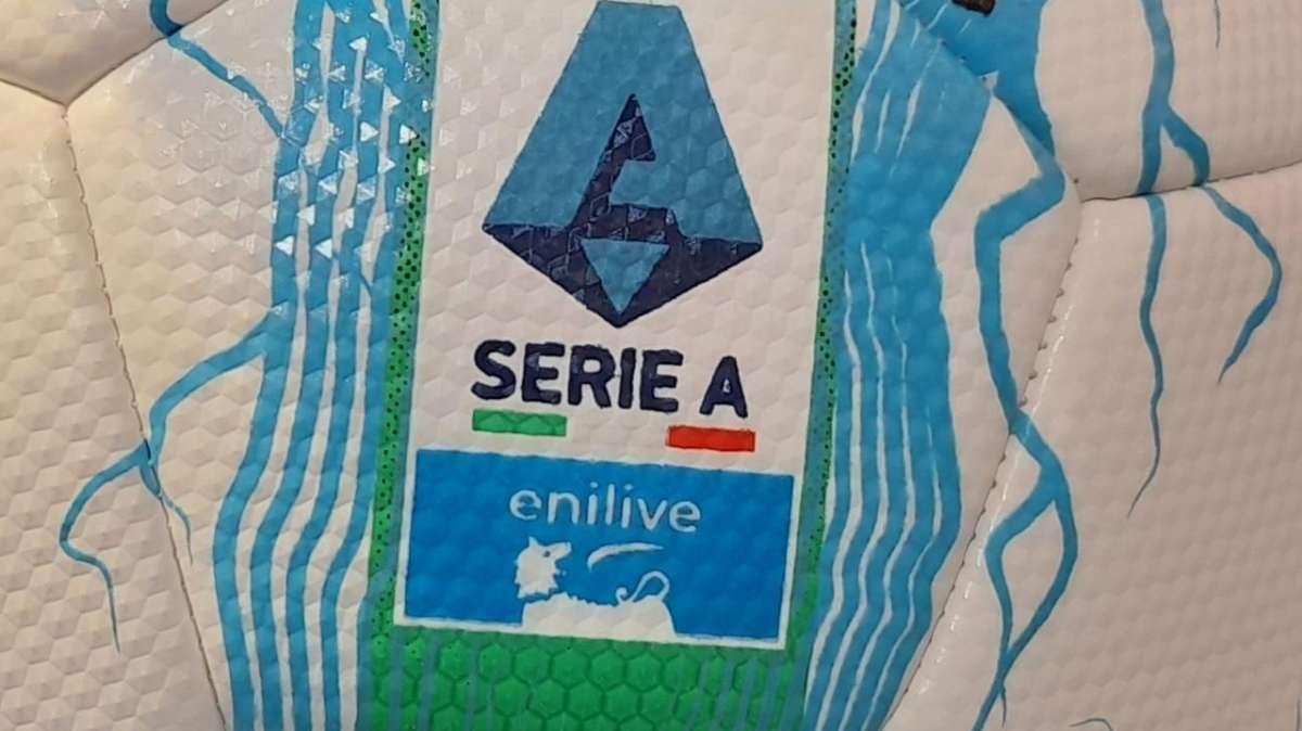 Dopo 40 anni riapre il Teatro Nazionale di Firenze: venerdì in programma l'assemblea di Lega Serie A